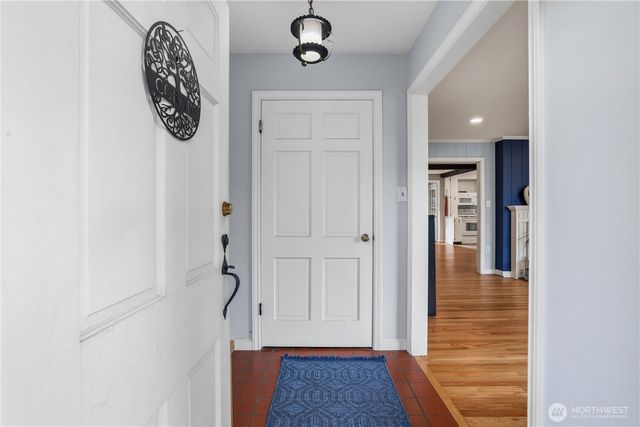 18 Ponce de Leon Crk SW, Lakewood, WA 98499