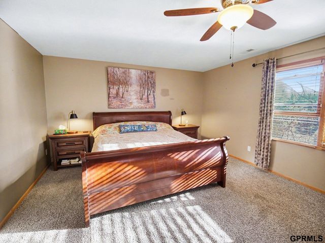 7400 S 17 Street, Lincoln, NE 68512