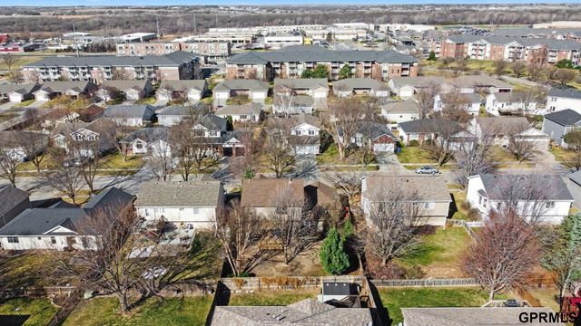 7400 S 17 Street, Lincoln, NE 68512