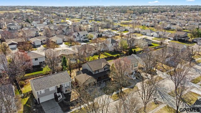 7400 S 17 Street, Lincoln, NE 68512