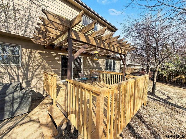 7400 S 17 Street, Lincoln, NE 68512