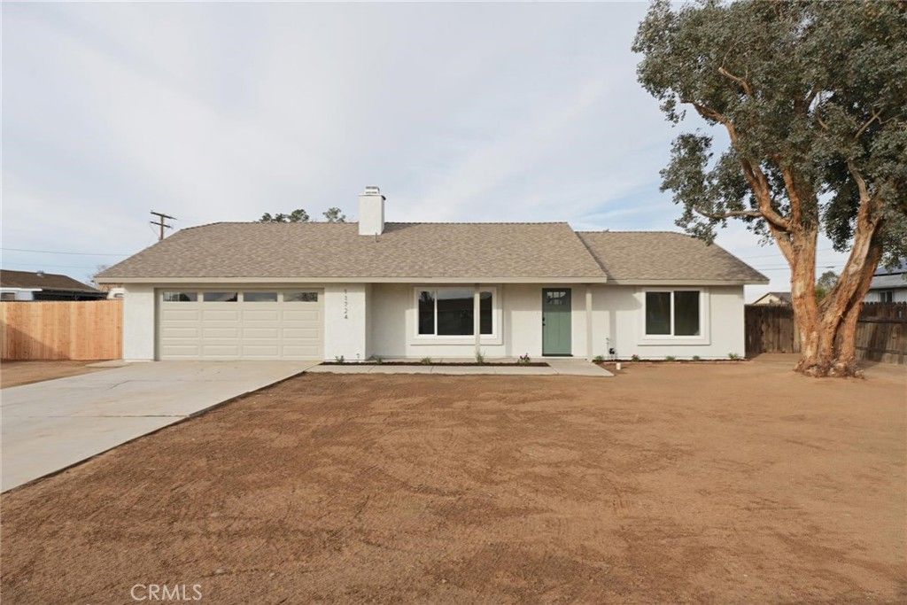 11724 Jamacha Road, Apple Valley, CA 92308