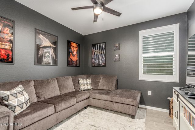 2709 E HOUSTON Avenue, Apache Junction, AZ 85119