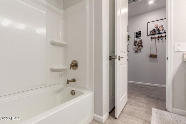 2709 E HOUSTON Avenue, Apache Junction, AZ 85119