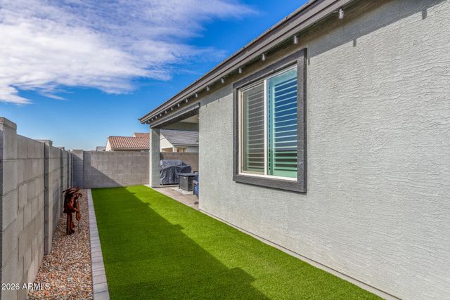 2709 E HOUSTON Avenue, Apache Junction, AZ 85119