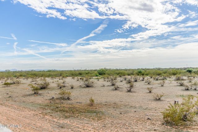 2709 E HOUSTON Avenue, Apache Junction, AZ 85119