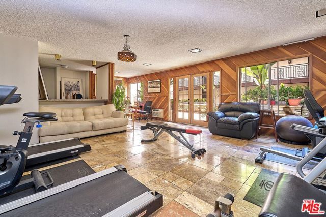 525 S Ardmore Avenue 260, Los Angeles, CA 90020