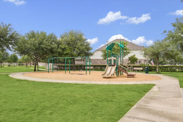 6146 Bradie Court, League City, TX 77573