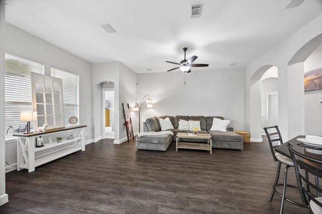 6146 Bradie Court, League City, TX 77573