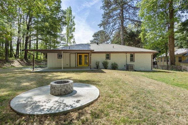 2013 Ridge Road, Dallas, GA 30157