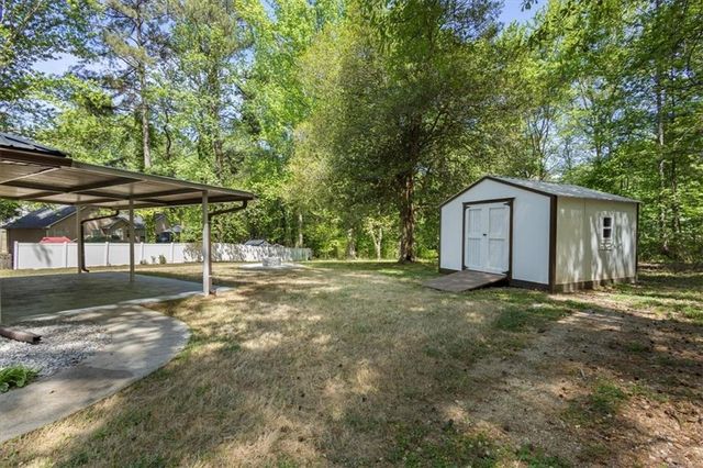 2013 Ridge Road, Dallas, GA 30157