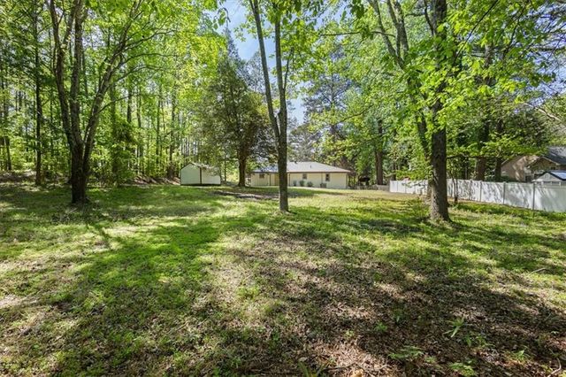 2013 Ridge Road, Dallas, GA 30157