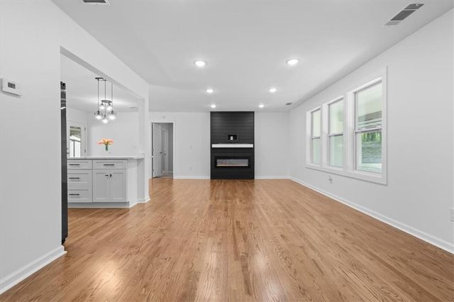 2013 Ridge Road, Dallas, GA 30157