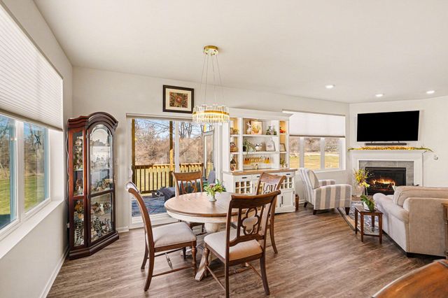 5725 Trail Side Lane, Hamburg Twp, MI 48189