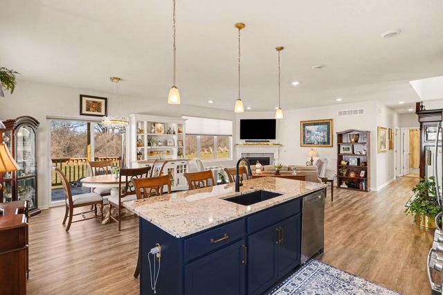 5725 Trail Side Lane, Hamburg Twp, MI 48189