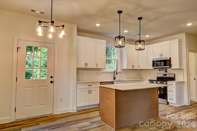 504 Oakland Drive, Shelby, NC 28150