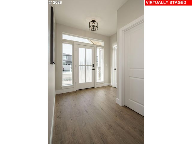 16074 BARLOW TRAIL Ln, Oregon City, OR 97045