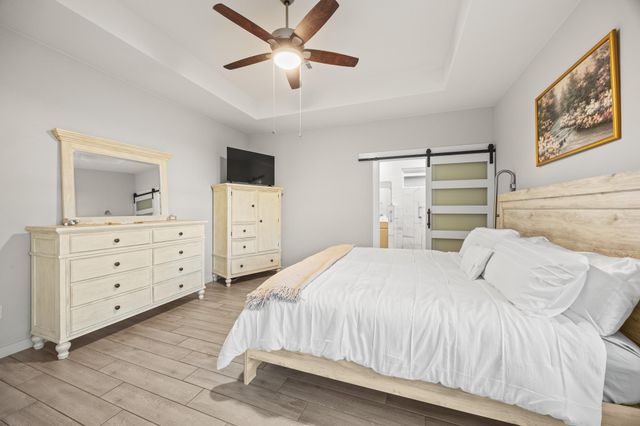 2005 Stirling ST, Leander, TX 78641