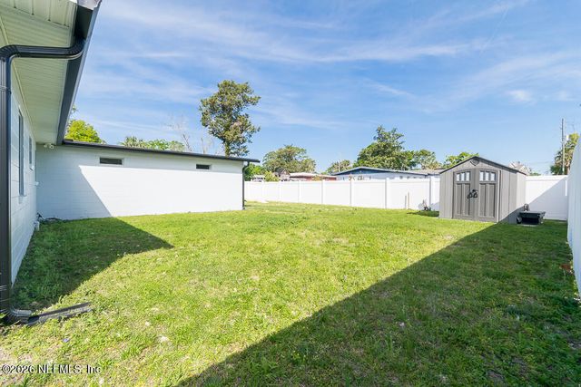 6221 ASHWOOD Lane, Jacksonville, FL 32277