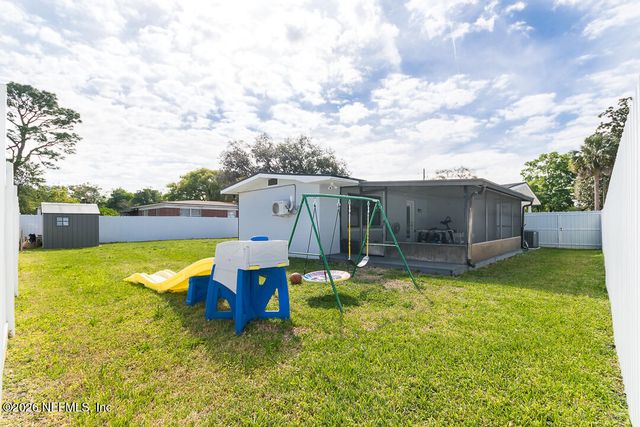 6221 ASHWOOD Lane, Jacksonville, FL 32277
