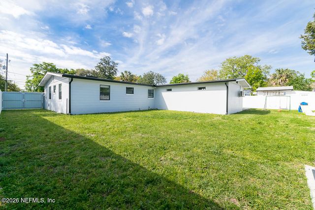 6221 ASHWOOD Lane, Jacksonville, FL 32277