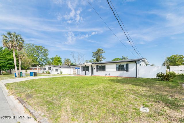 6221 ASHWOOD Lane, Jacksonville, FL 32277