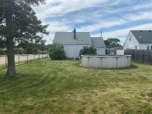 1226 Warren Avenue, Belvidere, IL 61008