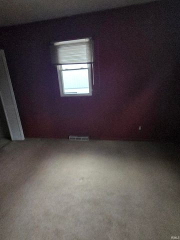 71 Ems D24b Lane, Syracuse, IN 46567