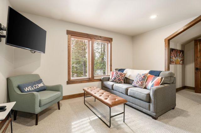 56682 Glowstone Loop Lot 25, Bend, OR 97707