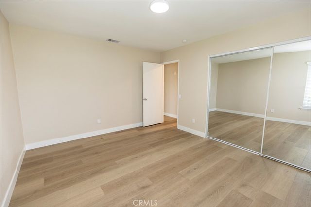581 W Alton G, Santa Ana, CA 92707