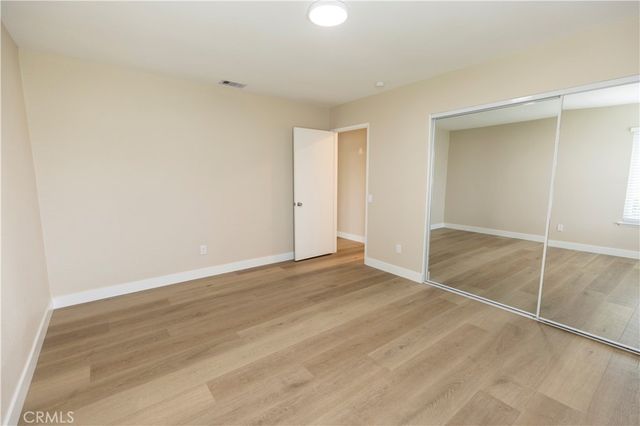 581 W Alton G, Santa Ana, CA 92707