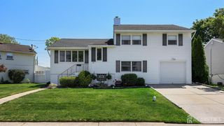 47 Miliken Road, Colonia, NJ 07067