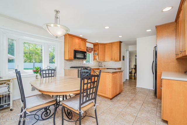 9 Braddock Street, East Brunswick, NJ 08816