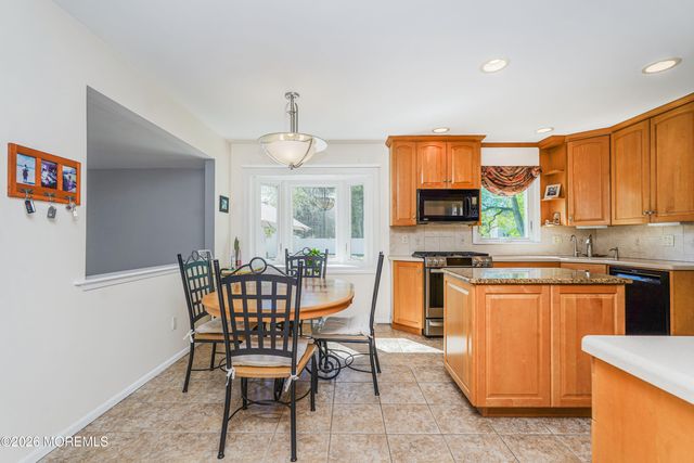 9 Braddock Street, East Brunswick, NJ 08816