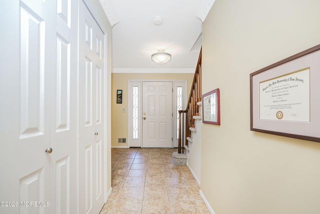 9 Braddock Street, East Brunswick, NJ 08816