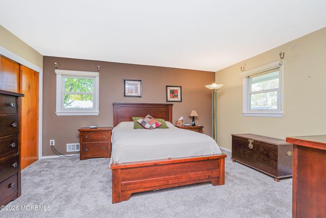 9 Braddock Street, East Brunswick, NJ 08816