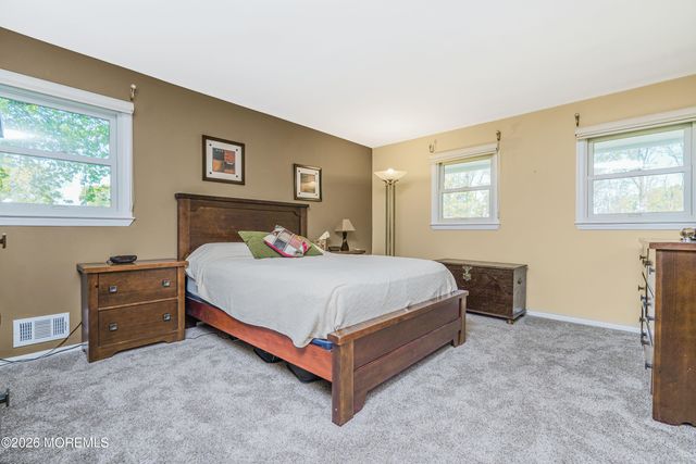 9 Braddock Street, East Brunswick, NJ 08816