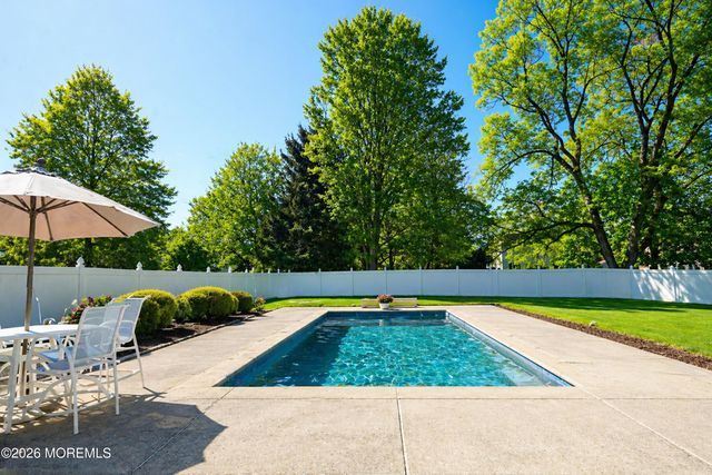 9 Braddock Street, East Brunswick, NJ 08816