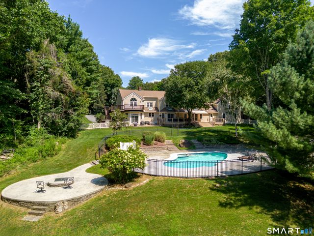 31 Cedar Grove Road, Southbury, CT 06488