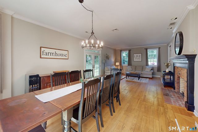 31 Cedar Grove Road, Southbury, CT 06488