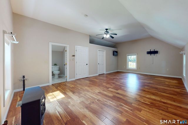 31 Cedar Grove Road, Southbury, CT 06488