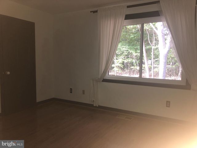 2254 COPPERSMITH SQ, Reston, VA 20191