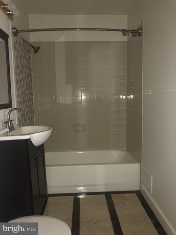 2254 COPPERSMITH SQ, Reston, VA 20191