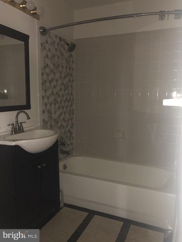 2254 COPPERSMITH SQ, Reston, VA 20191