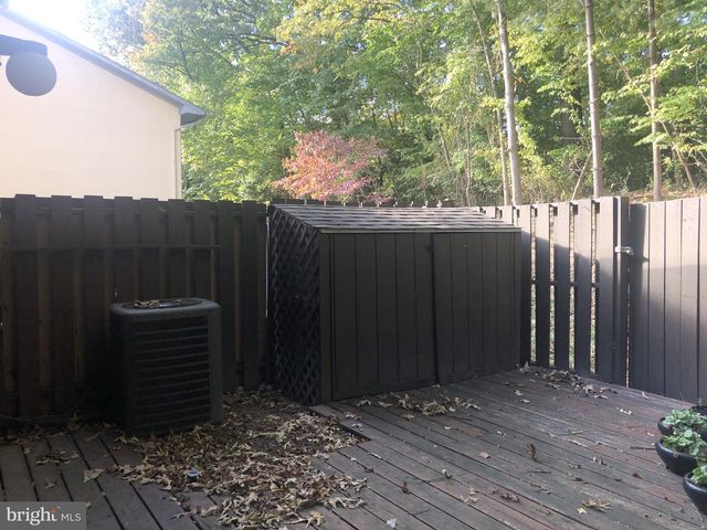 2254 COPPERSMITH SQ, Reston, VA 20191