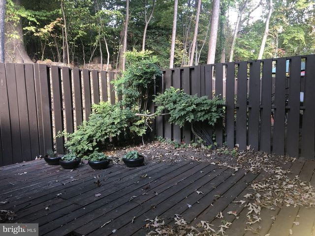 2254 COPPERSMITH SQ, Reston, VA 20191