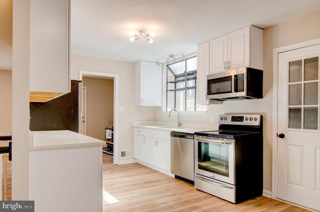 14781 CONWAY DR, Manassas, VA 20112