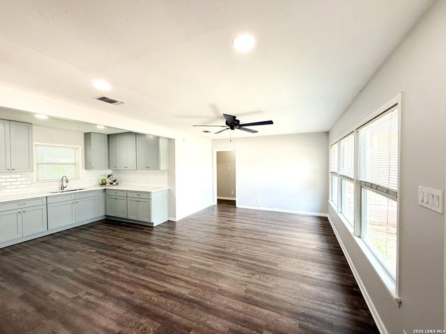 623 Weizmann, San Antonio, TX 78213