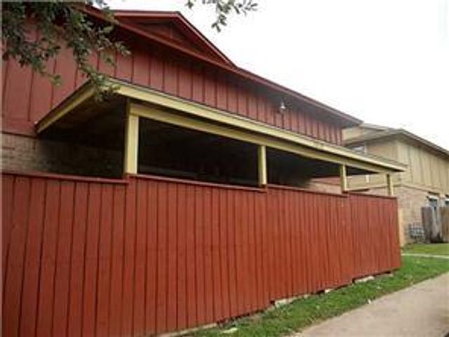 1317 Southport DR D, Austin, TX 78704