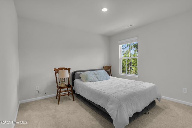 2005 Ella Bengel Drive, New Bern, NC 28562